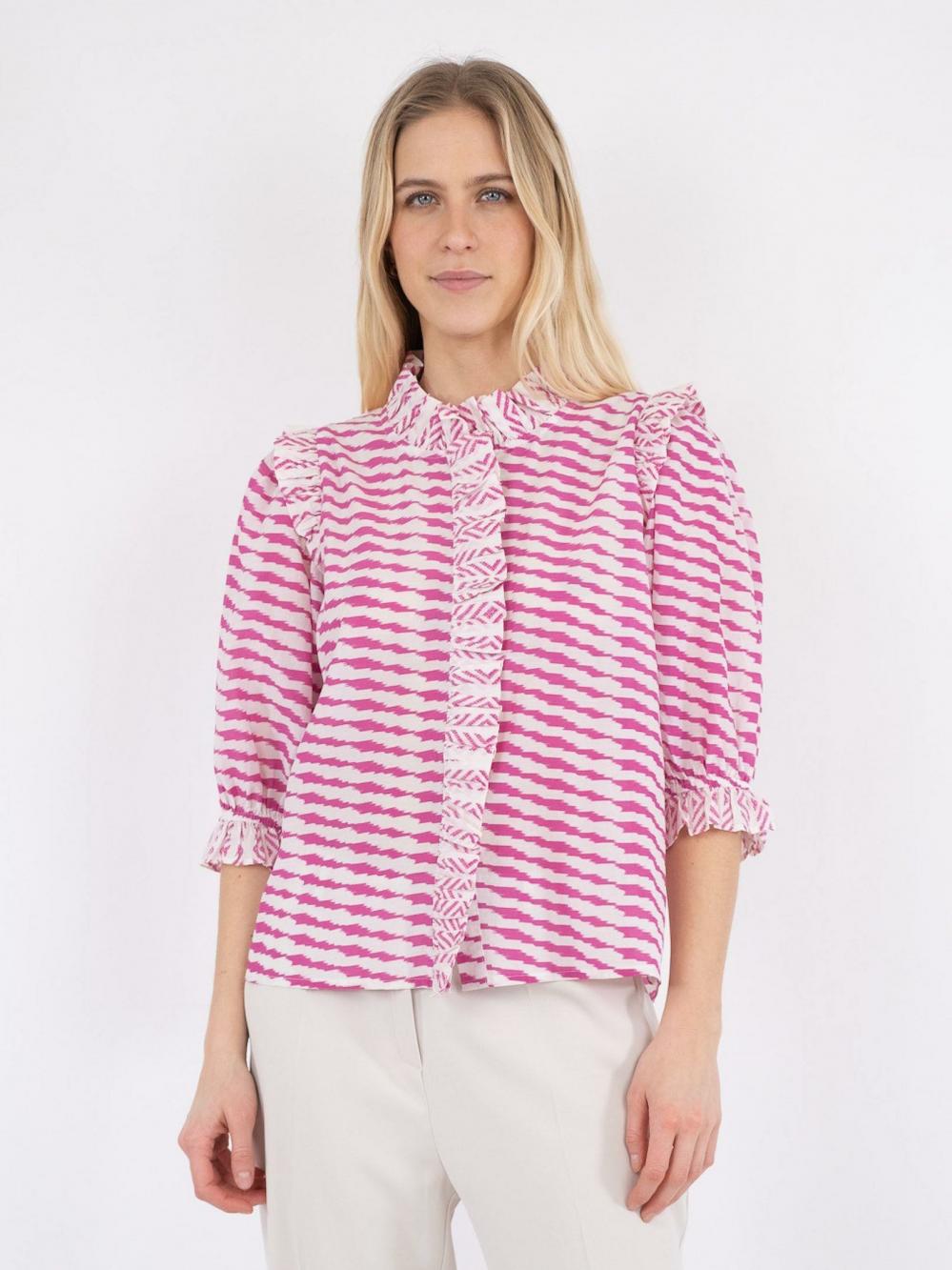 Dame Chacha Graphic Blouse Pink | Neo Noir Skjorter