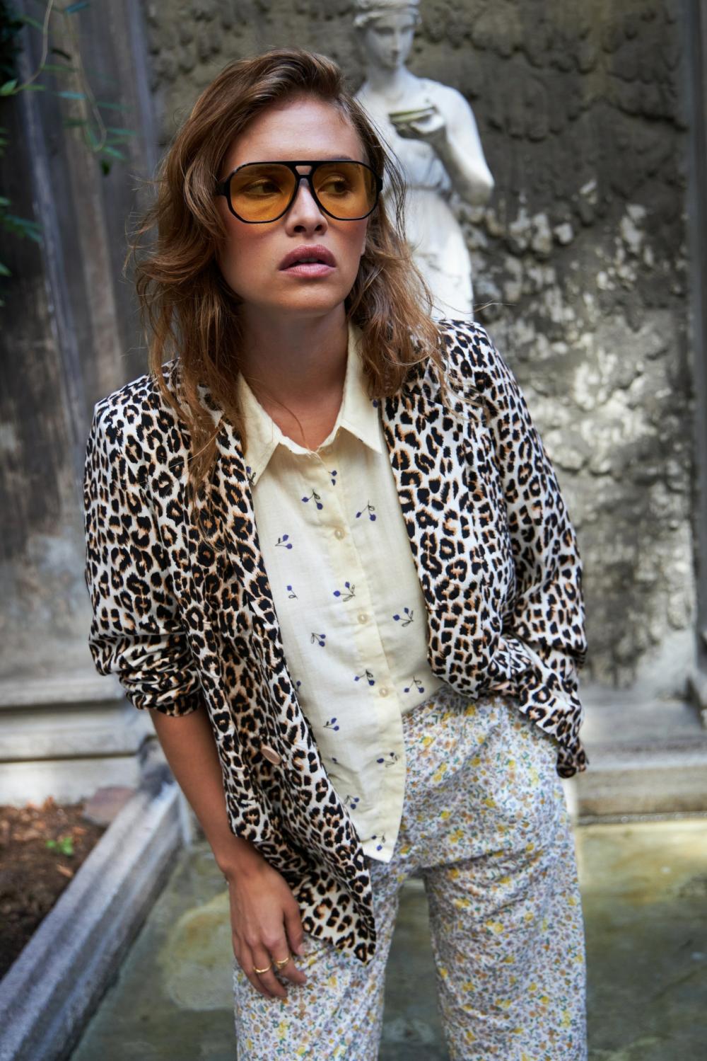 Dame Jolie Blazer Leopard Print | Lollys Laundry Blazere